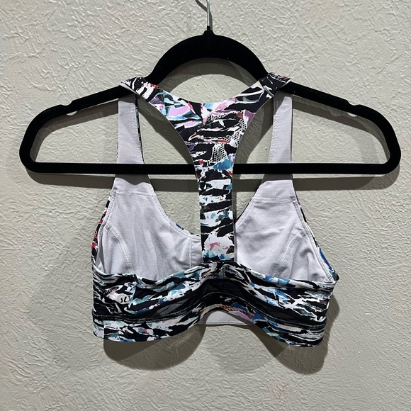 lululemon athletica break free bra is culture clash Size 6 EUC Multicolor - Picture 2 of 4